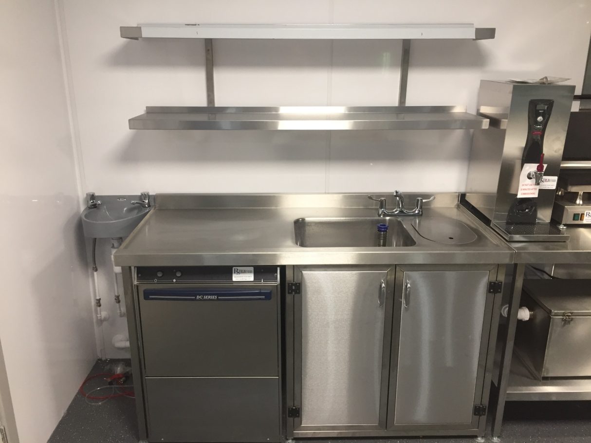 Commercial Kitchen – Bespoke Equipment Bespoke commercial kitchen equipment designed for a professional kitchen